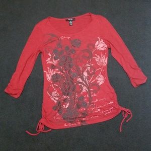 Red 3/4 long sleeve tee shirt abstract floral